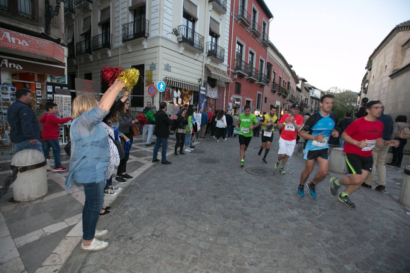 Aquí puedes ver unas maravillosas estampas de la carrera del pasado sábado en Granada