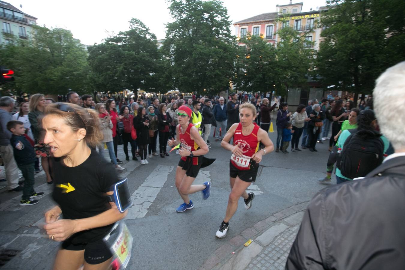 Aquí puedes ver unas maravillosas estampas de la carrera del pasado sábado en Granada