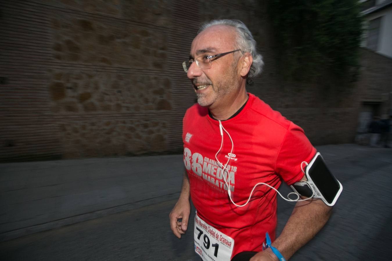 Aquí puedes ver unas maravillosas estampas de la carrera del pasado sábado en Granada