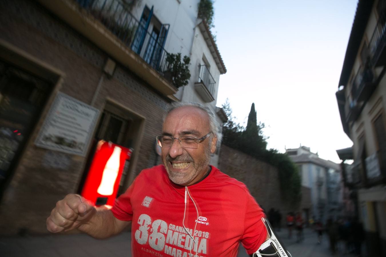 Aquí puedes ver unas maravillosas estampas de la carrera del pasado sábado en Granada