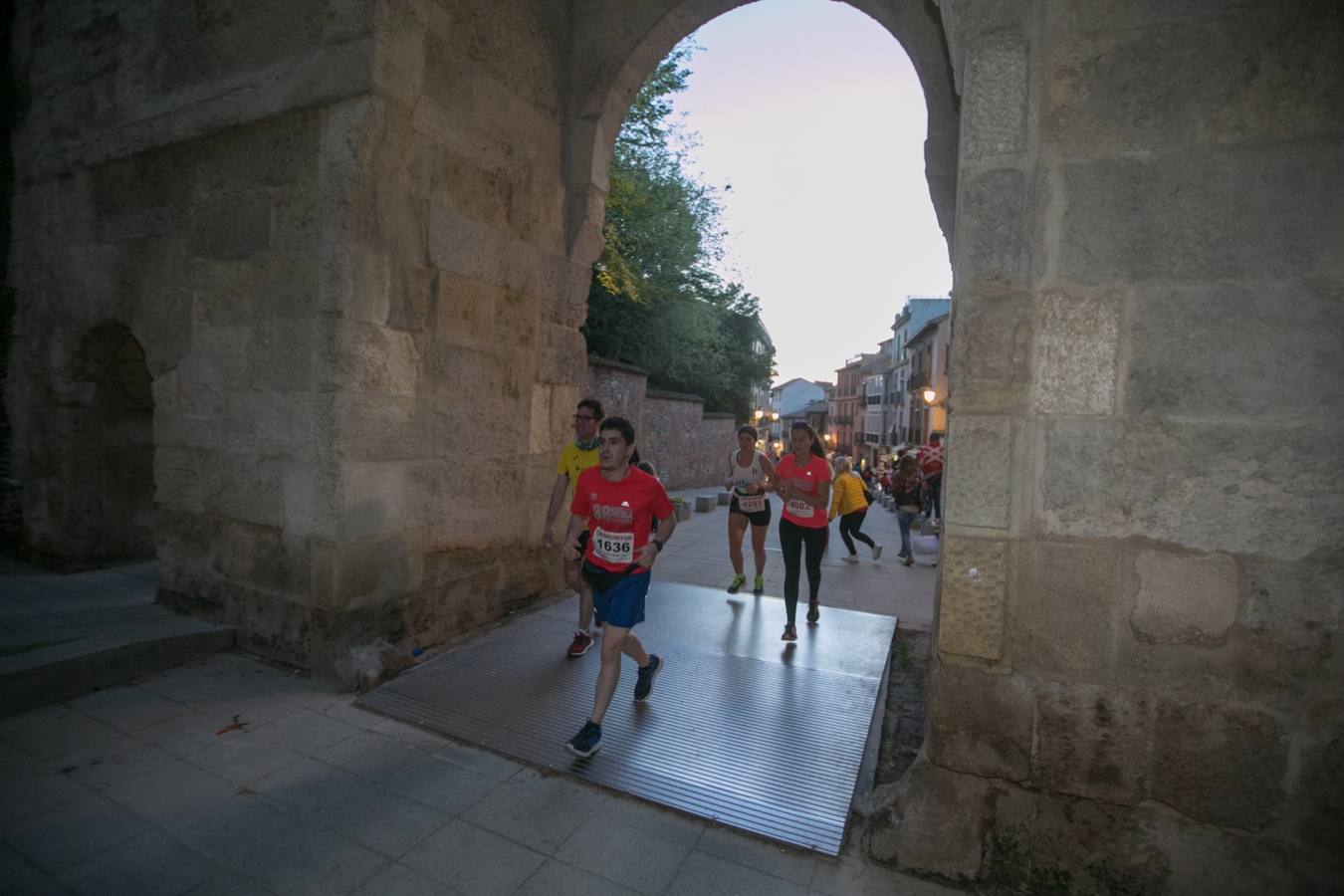 Aquí puedes ver unas maravillosas estampas de la carrera del pasado sábado en Granada