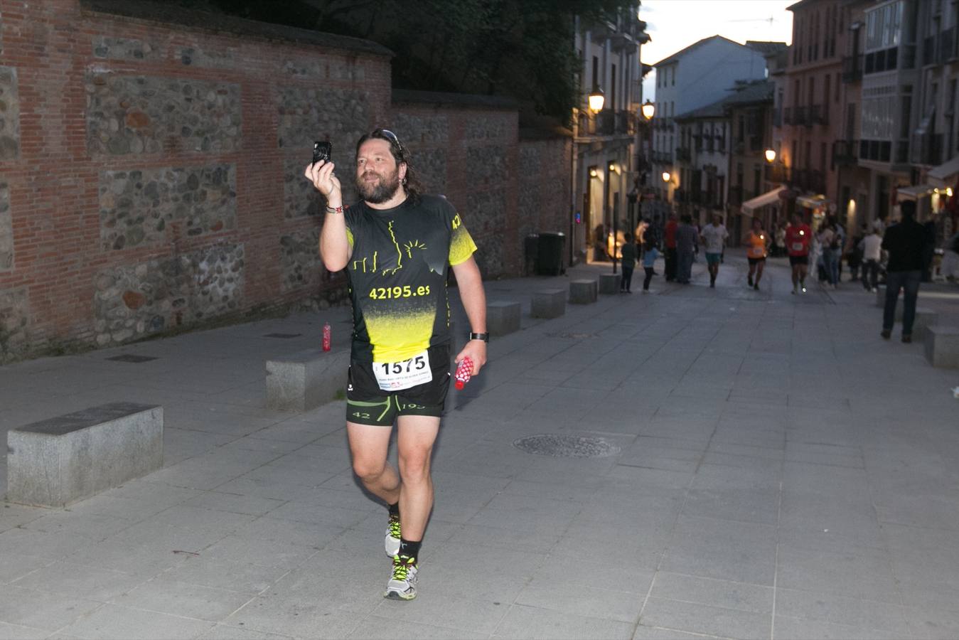 Aquí puedes ver unas maravillosas estampas de la carrera del pasado sábado en Granada