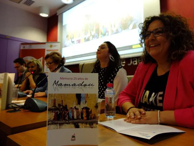 Paqui Juan, María Jesús García, María Dolores Rincón, María Luisa del Moral y José Miguel Espinosa.