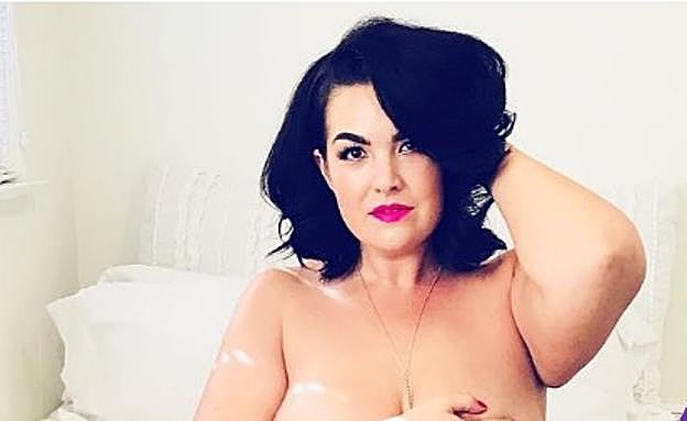 La modelo de tallas grandes que ha ridiculizado a Kim Kardashian con estas fotos