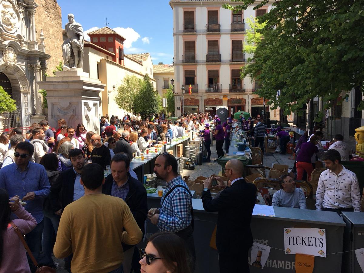 Ambiente en la Plaza de la Universidad