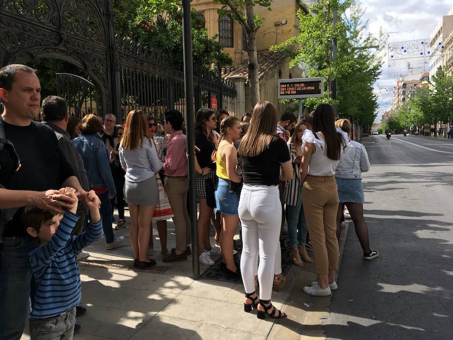 Las calles del centro de la ciudad, abarrotadas de gente para disfrutar de la fiesta.