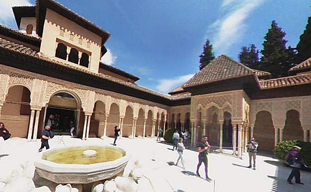 El alucinante viaje por Granada en 360 grados de una turista enamorada de la ciudad
