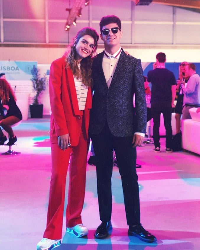 Fotos: Así es el traje rojo de Amaia que ha causado sensación