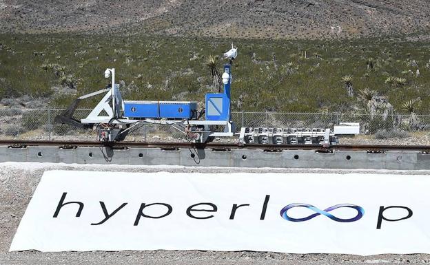 Fomento quiere traer a España los trenes de Hyperloop