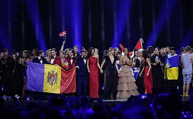 El descomunal gasto de TVE en Eurovisión crea polémica en redes: «Todo para quedar últimos...»