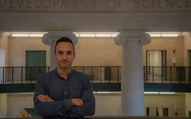 Fran, en su lugr de trabajo, el MIT. 