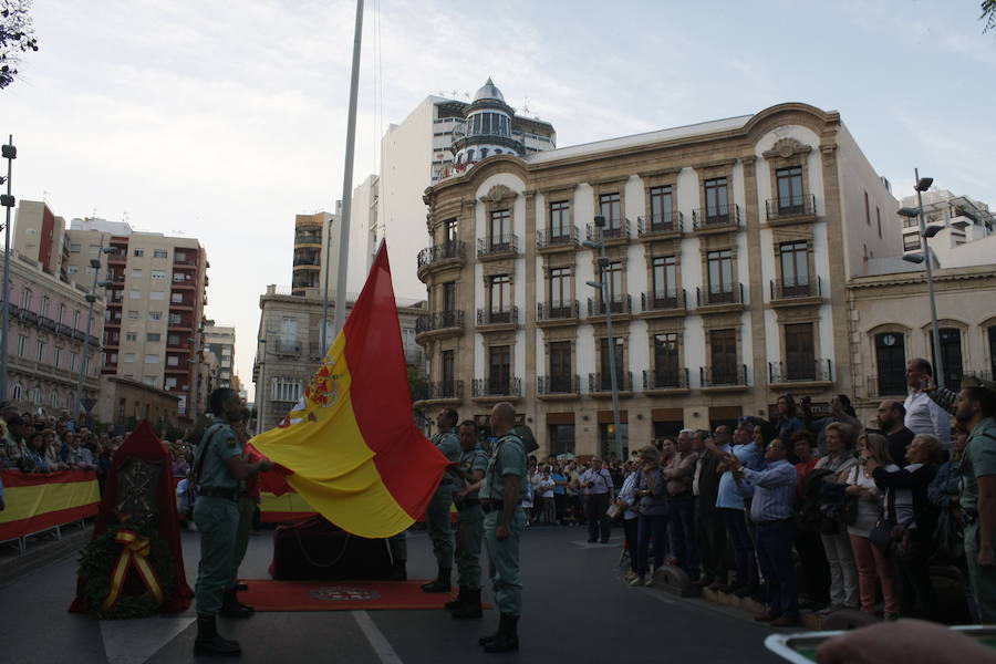 Multitudinaria afluencia ciudadana arropó los actos de ayer en Puerta de Purchena y el Paseo