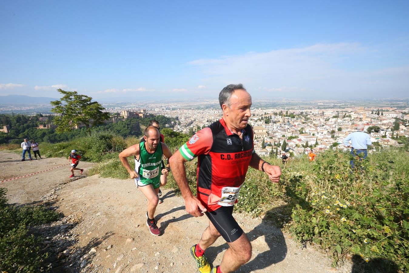 Sólo cuatro de los 3.000 participantes lograron bajar de la hora por la exigencia del recorrido