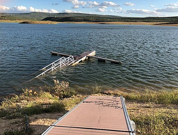 Desperfectos en las instalaciones turísticas del Giribaile.
