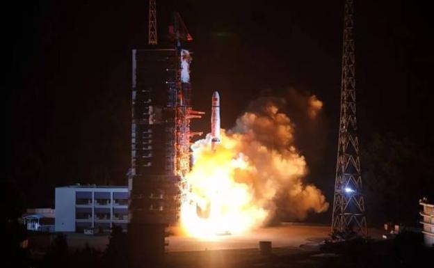Lanzamiento del satélite Queqiao.