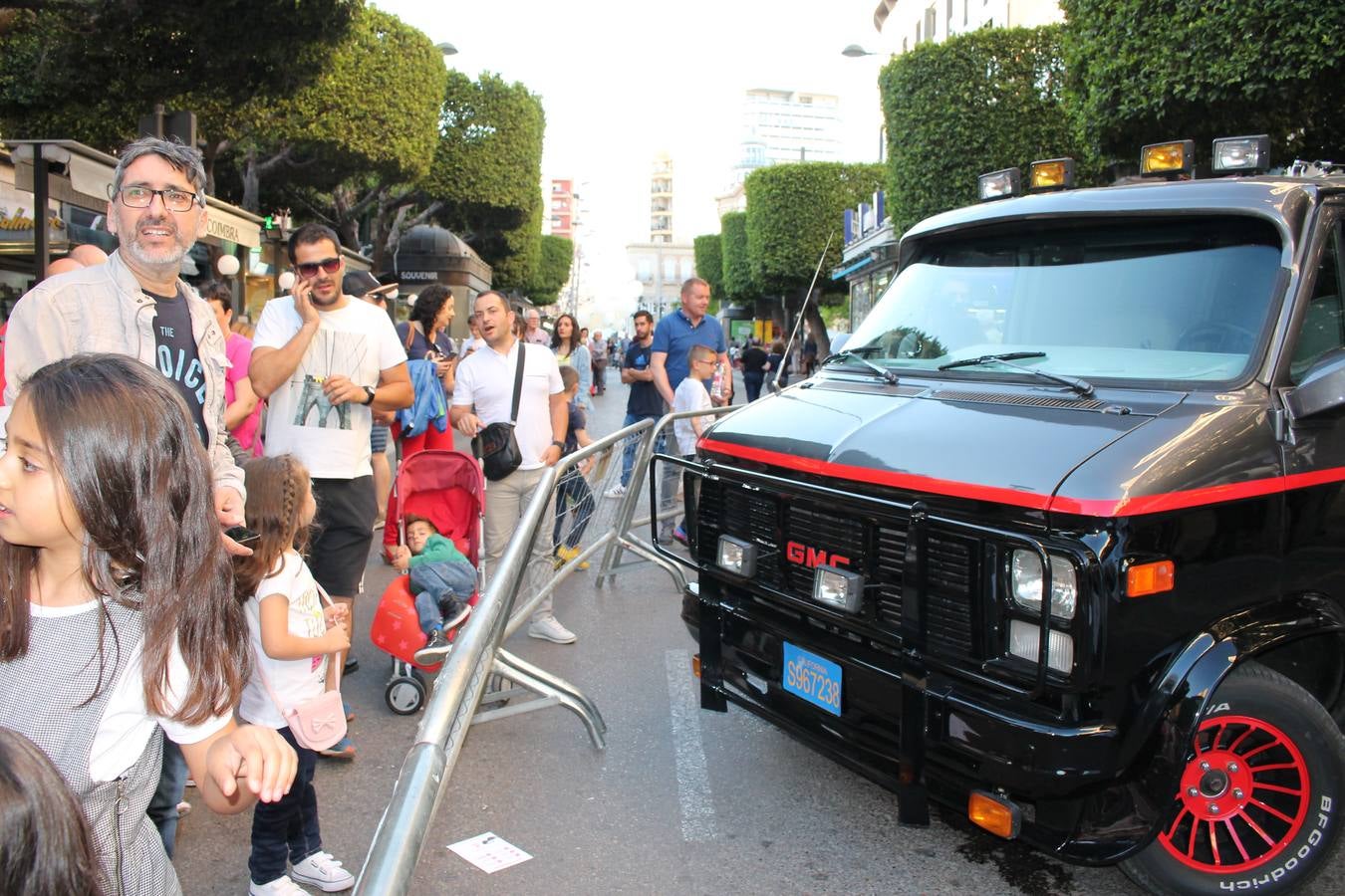 Miles de almerienses volvieron a encontrarse en este evento anual, en el que se promocionaron las bondades de la cocina local