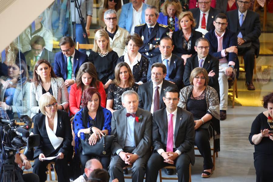 El periodista granadino ha dado así el pistoletazo de salida a la Feria del Corpus desde el Cuarto Real de Santo Domingo 