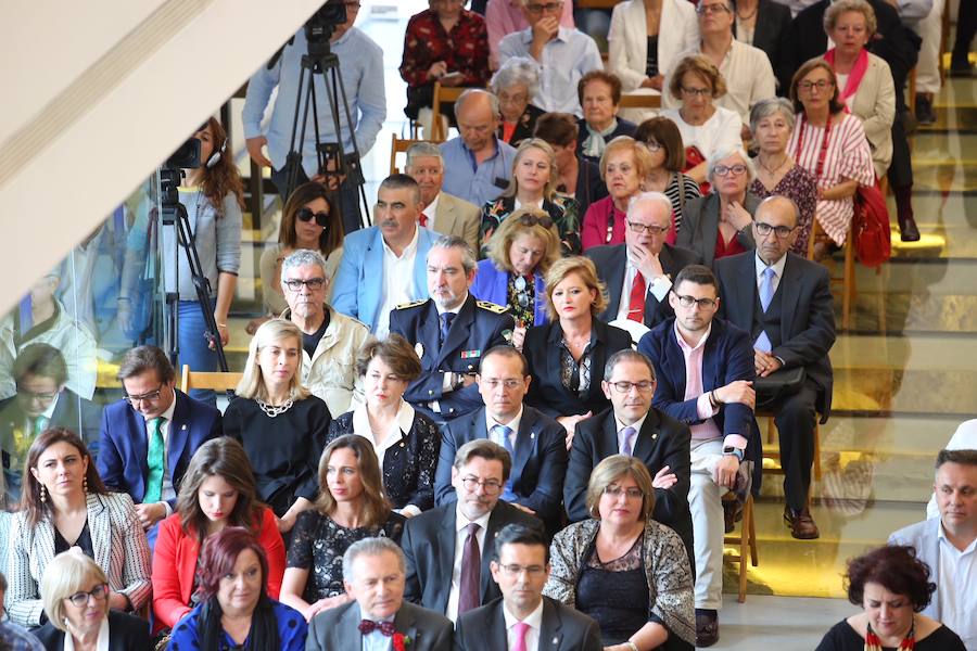 El periodista granadino ha dado así el pistoletazo de salida a la Feria del Corpus desde el Cuarto Real de Santo Domingo 