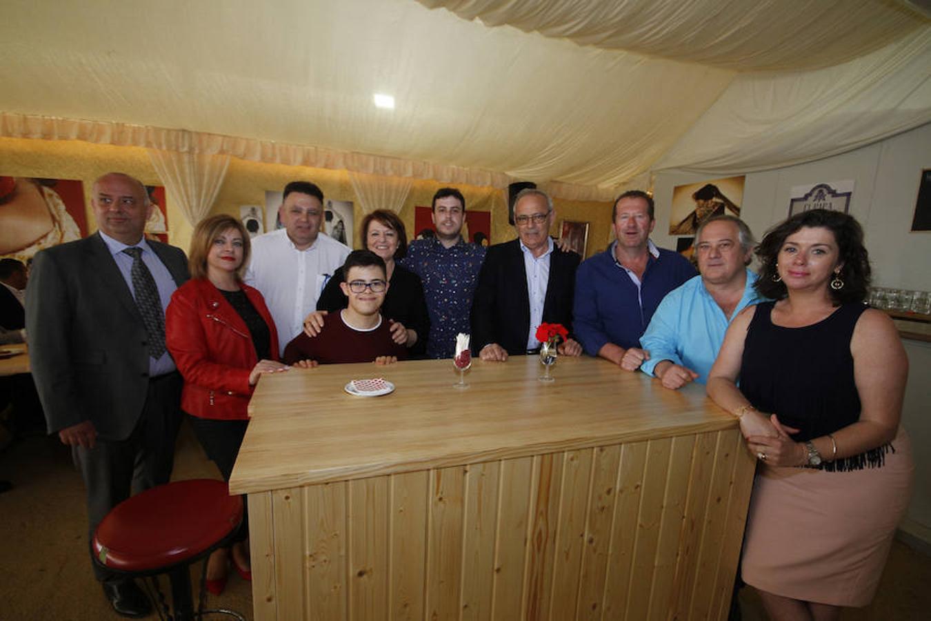 Caseta de El papa y sus hijos. Puedes ver todas las fotos de este Corpus  en este enlace .