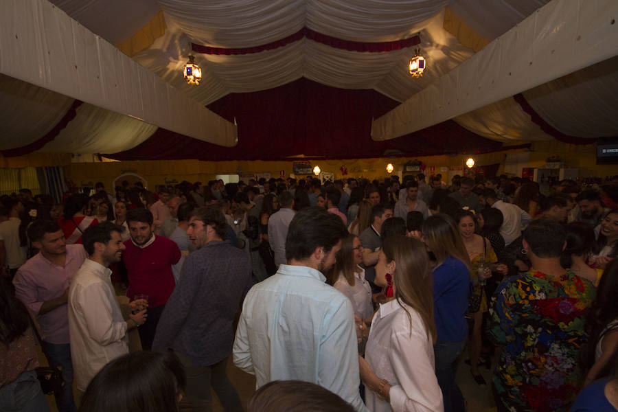 La afluencia de visitantes aumenta conforme se van acercando los días grandes de las fiestas. Para ver todas las fotografías de este Corpus, pulsa en el siguiente enlace.