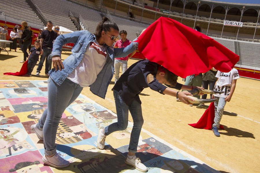 El ruedo de la Monumental de Frascuelo vivió ayer una jornada especial con los niños como protagonistas