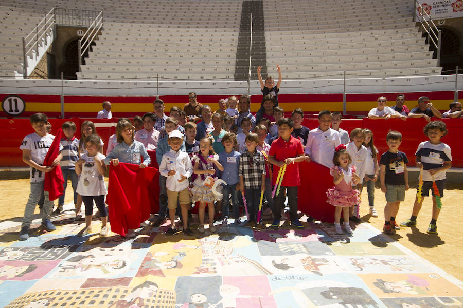 El ruedo de la Monumental de Frascuelo vivió ayer una jornada especial con los niños como protagonistas