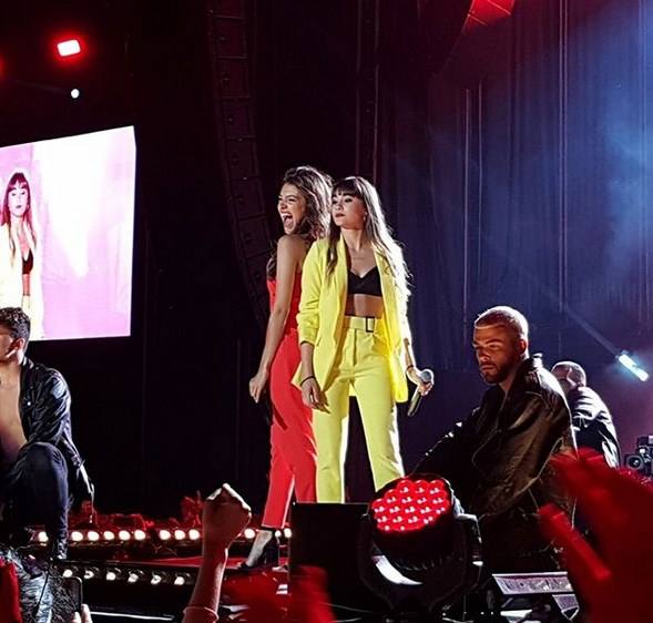 a parte de arriba del traje cuesta 49,95 euros y está disponible en tallas que van desde la XS hasta la XL