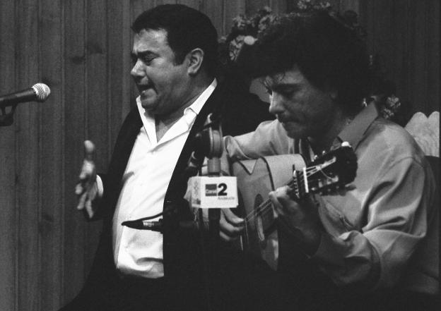 Antonio Carrión junto a Pepe Menese.