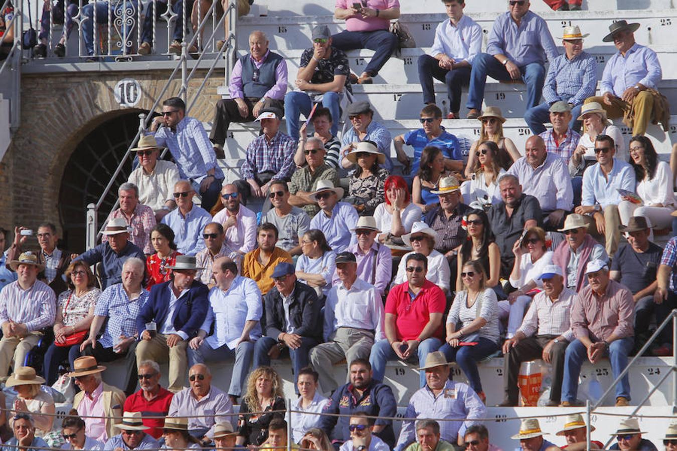  Las mejores imágenes de la última tarde de toros. Si quieres ver las galerías de otros días puedes hacerlo en  este enlace