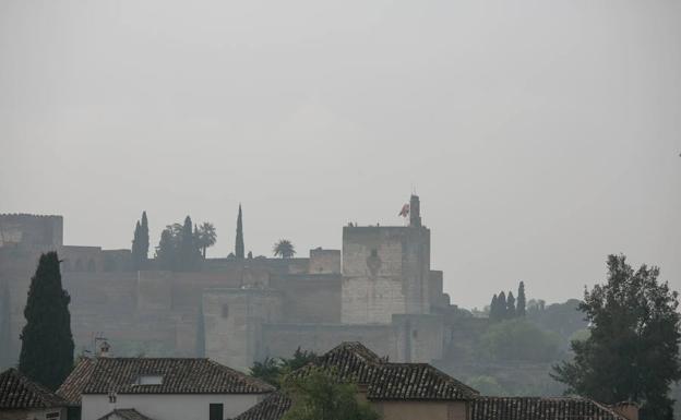 Niebla sobre la Alhambra. 