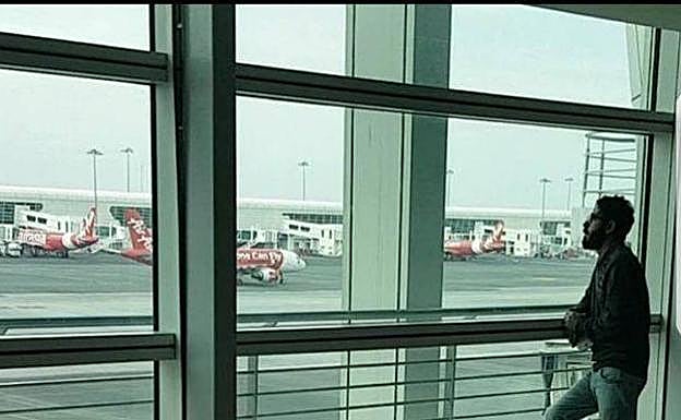 El infierno del hombre que lleva atrapado más de tres meses en un aeropuerto