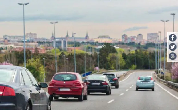 La DGT alerta del grave error que cometes al conducir por el carril izquierdo: 200 euros de multa