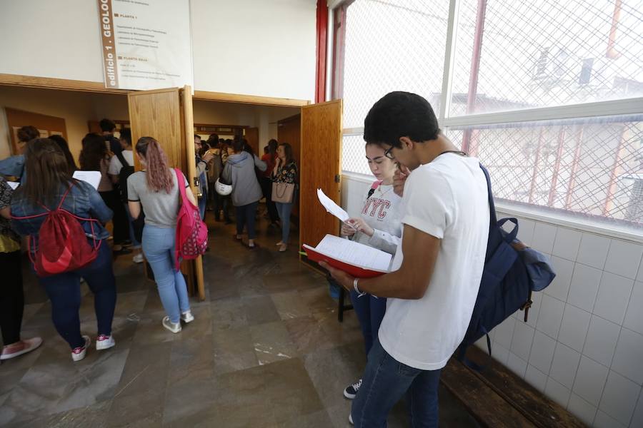 Casi 6.000 estudiantes se juegan desde hoy una plaza en la carrera deseada