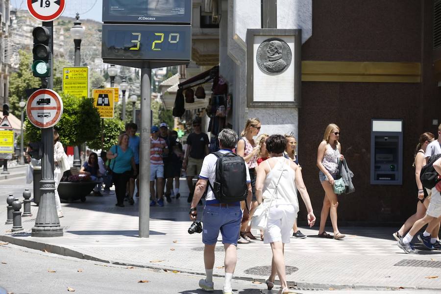 Los termómetros ya marcan los 32ºC