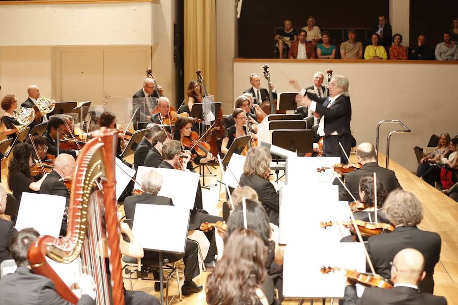 El concierto del 40 aniversario del Centro Falla, que se repite hoy, un rotundo éxito