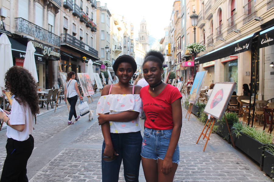 Cientos de jienenses salieron a la calle para asistir a alguna de las 70 actividades organizadas