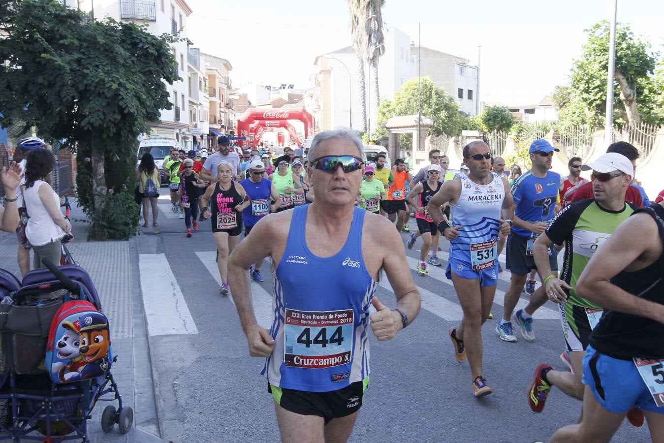 Manuel Santiago y Claudia Estévez se sobreponen al calor en Dúrcal