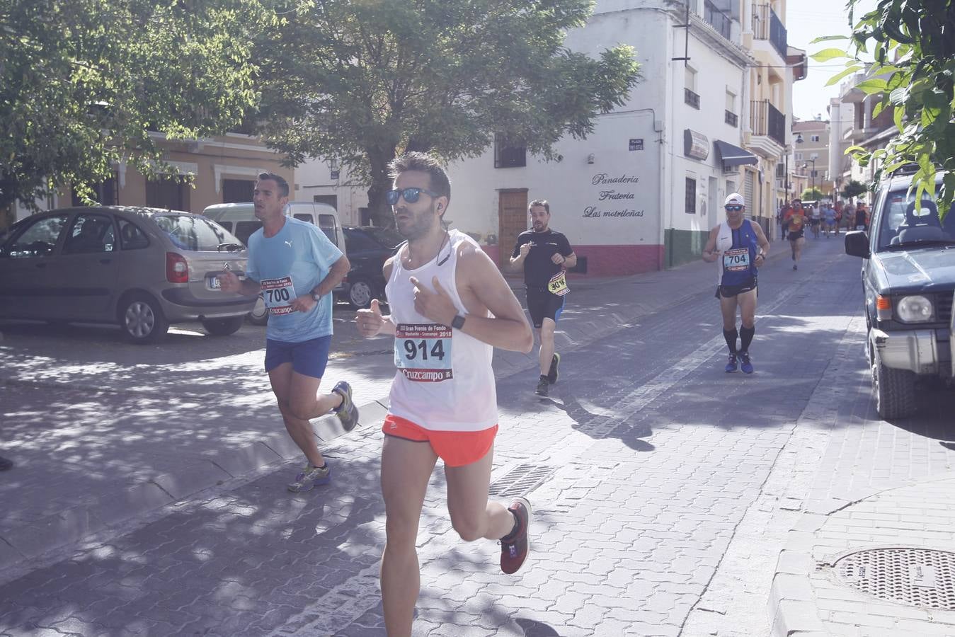 Manuel Santiago y Claudia Estévez se sobreponen al calor en Dúrcal