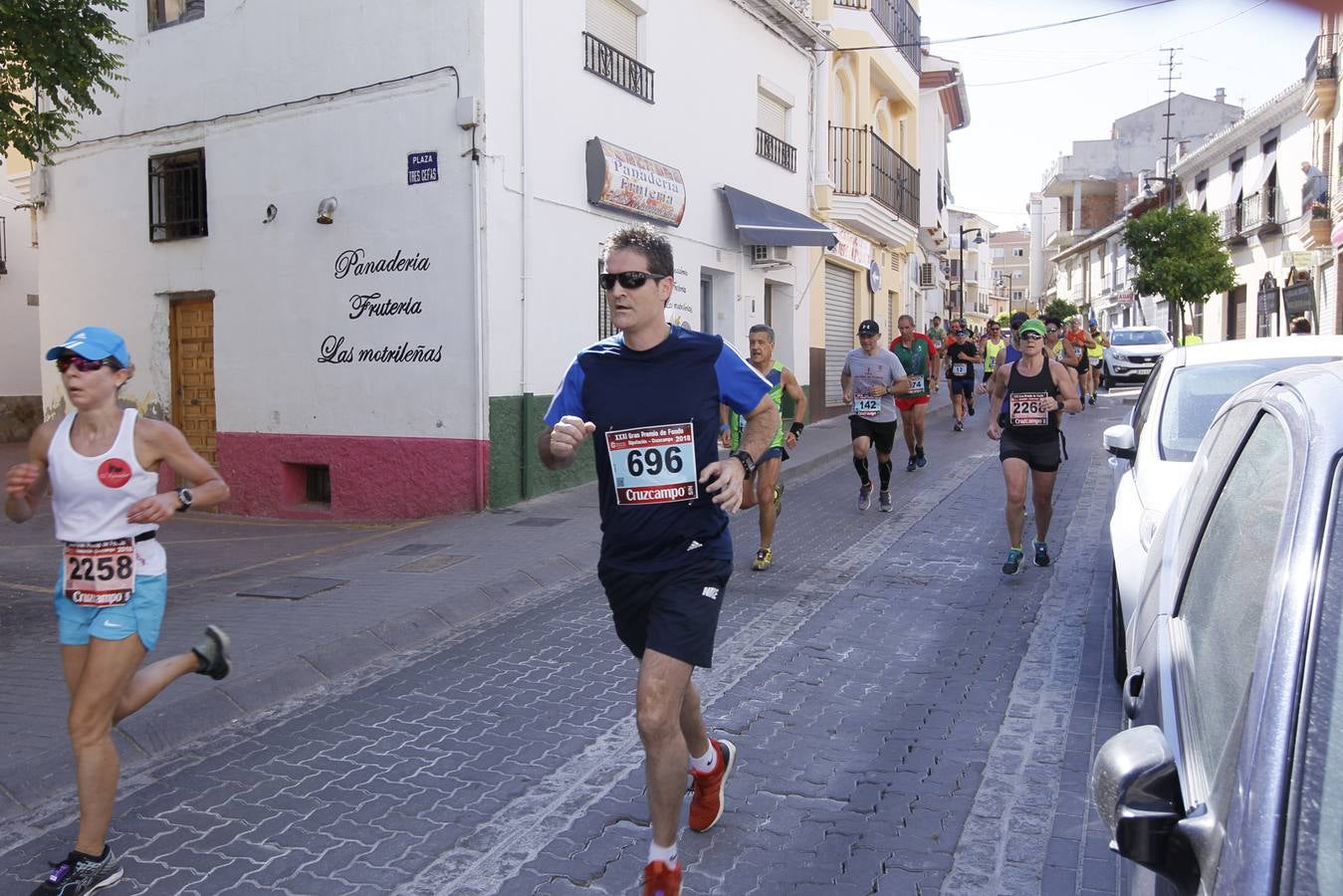 Manuel Santiago y Claudia Estévez se sobreponen al calor en Dúrcal