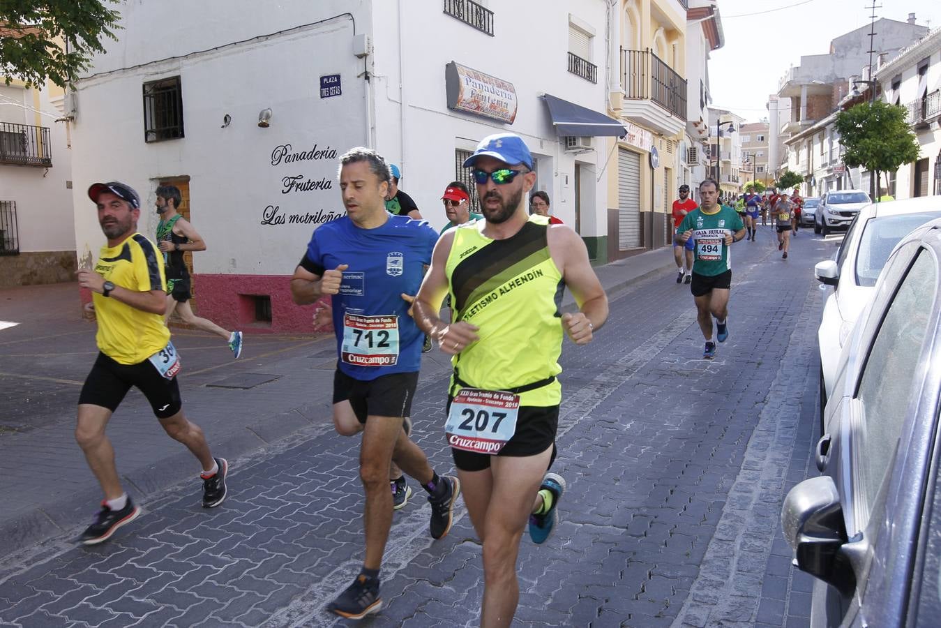 Manuel Santiago y Claudia Estévez se sobreponen al calor en Dúrcal