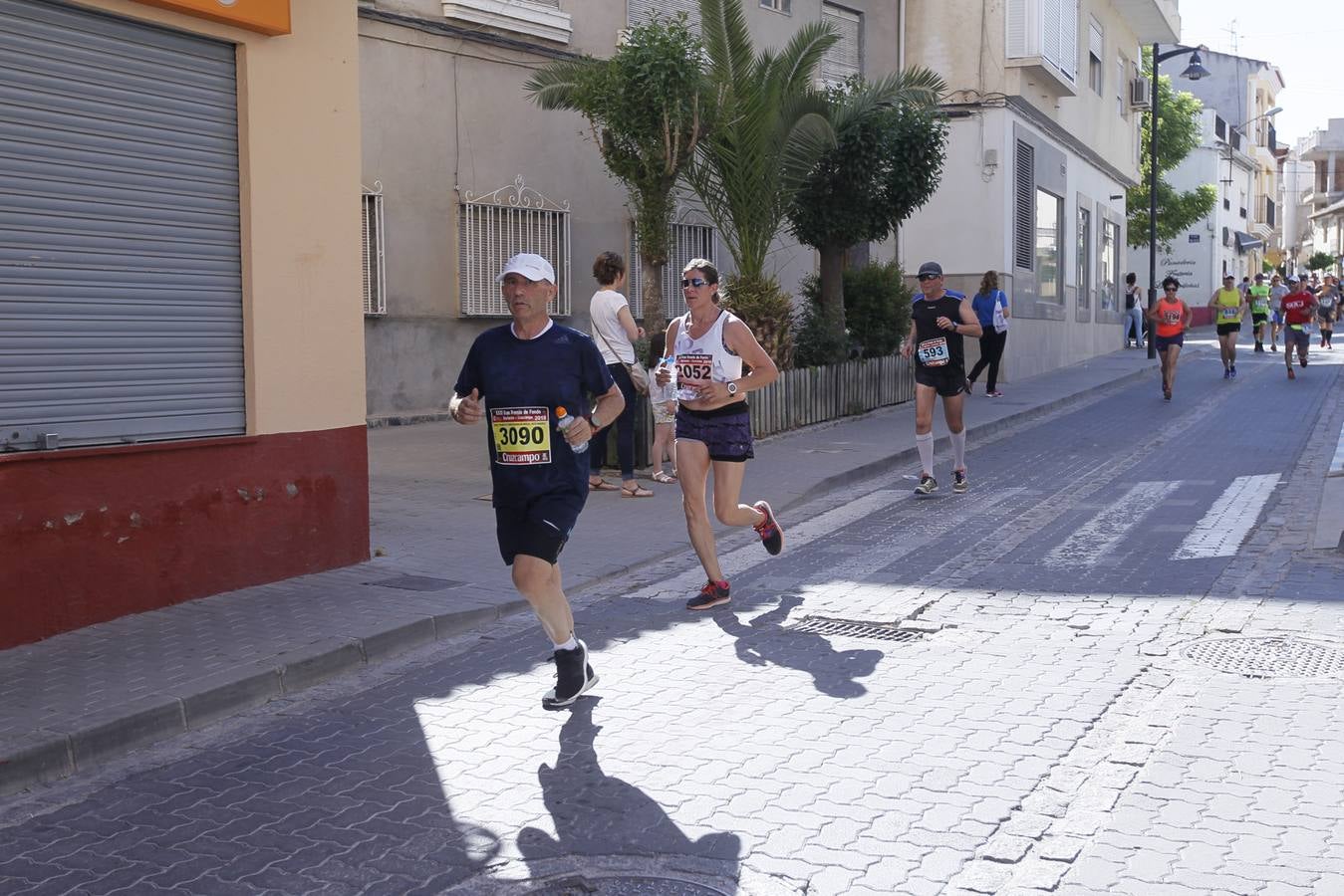 Manuel Santiago y Claudia Estévez se sobreponen al calor en Dúrcal