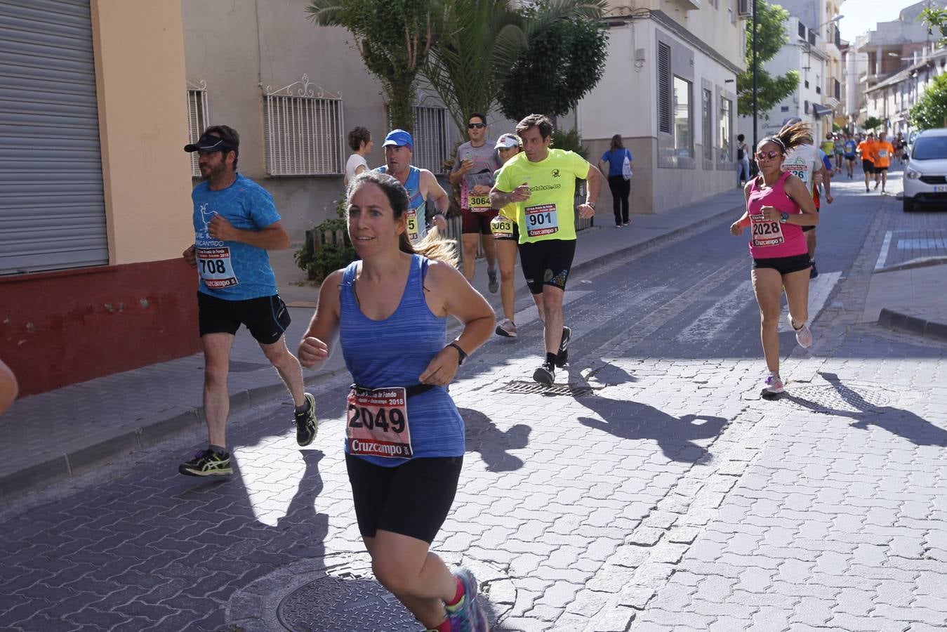 Manuel Santiago y Claudia Estévez se sobreponen al calor en Dúrcal