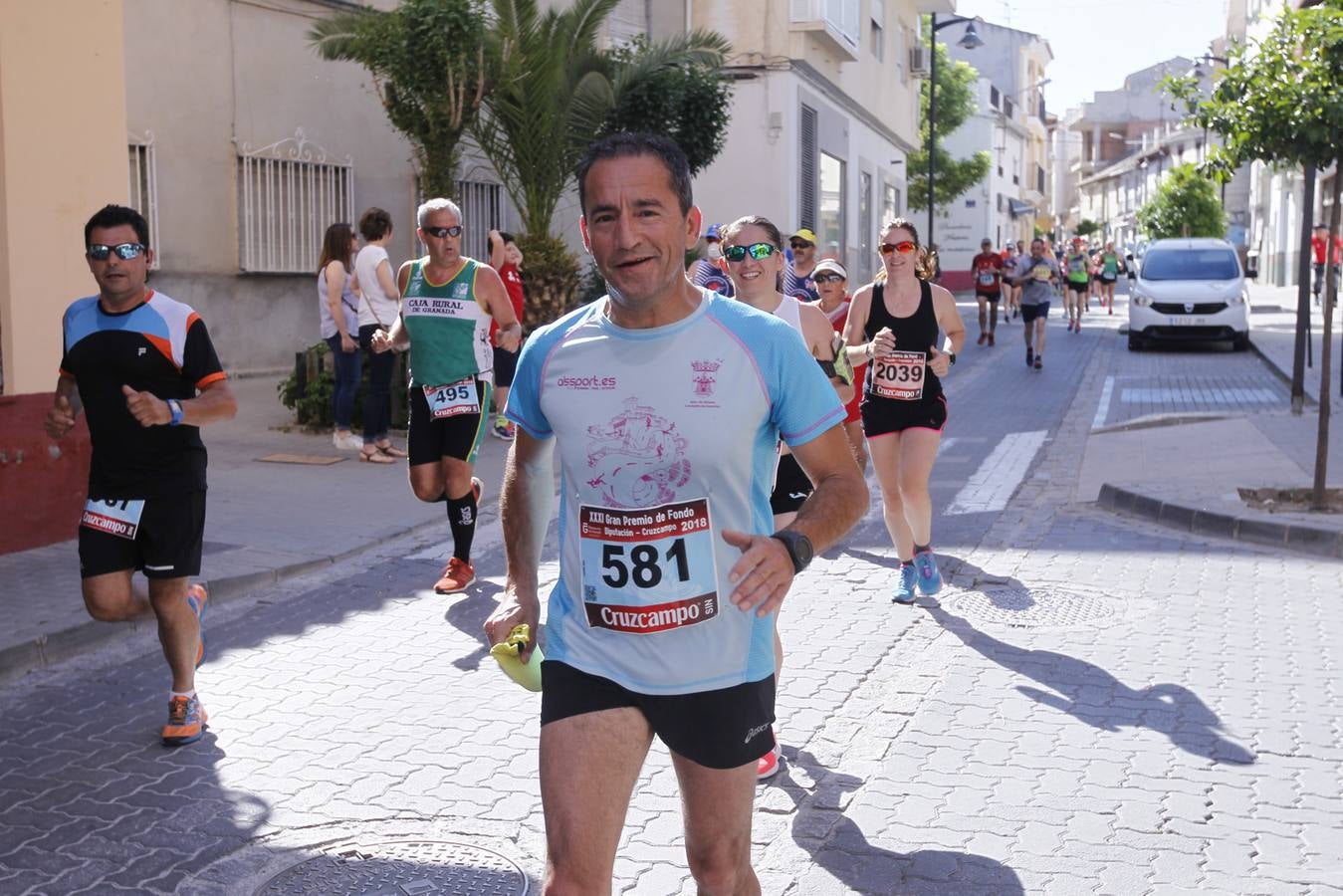 Manuel Santiago y Claudia Estévez se sobreponen al calor en Dúrcal