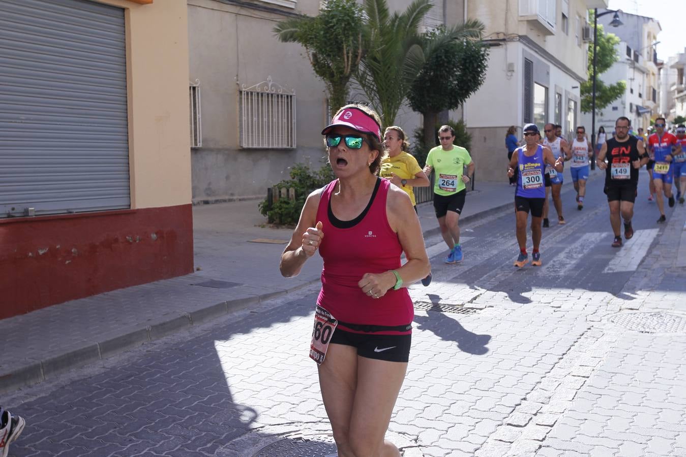 Manuel Santiago y Claudia Estévez se sobreponen al calor en Dúrcal