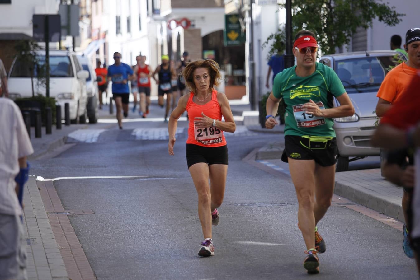 Manuel Santiago y Claudia Estévez se sobreponen al calor en Dúrcal