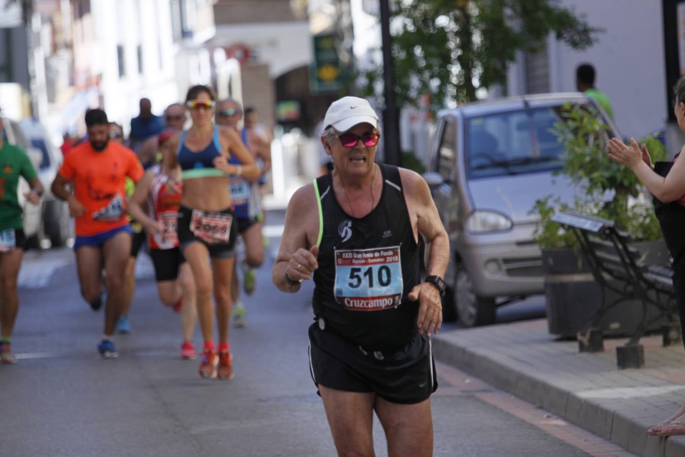 Manuel Santiago y Claudia Estévez se sobreponen al calor en Dúrcal