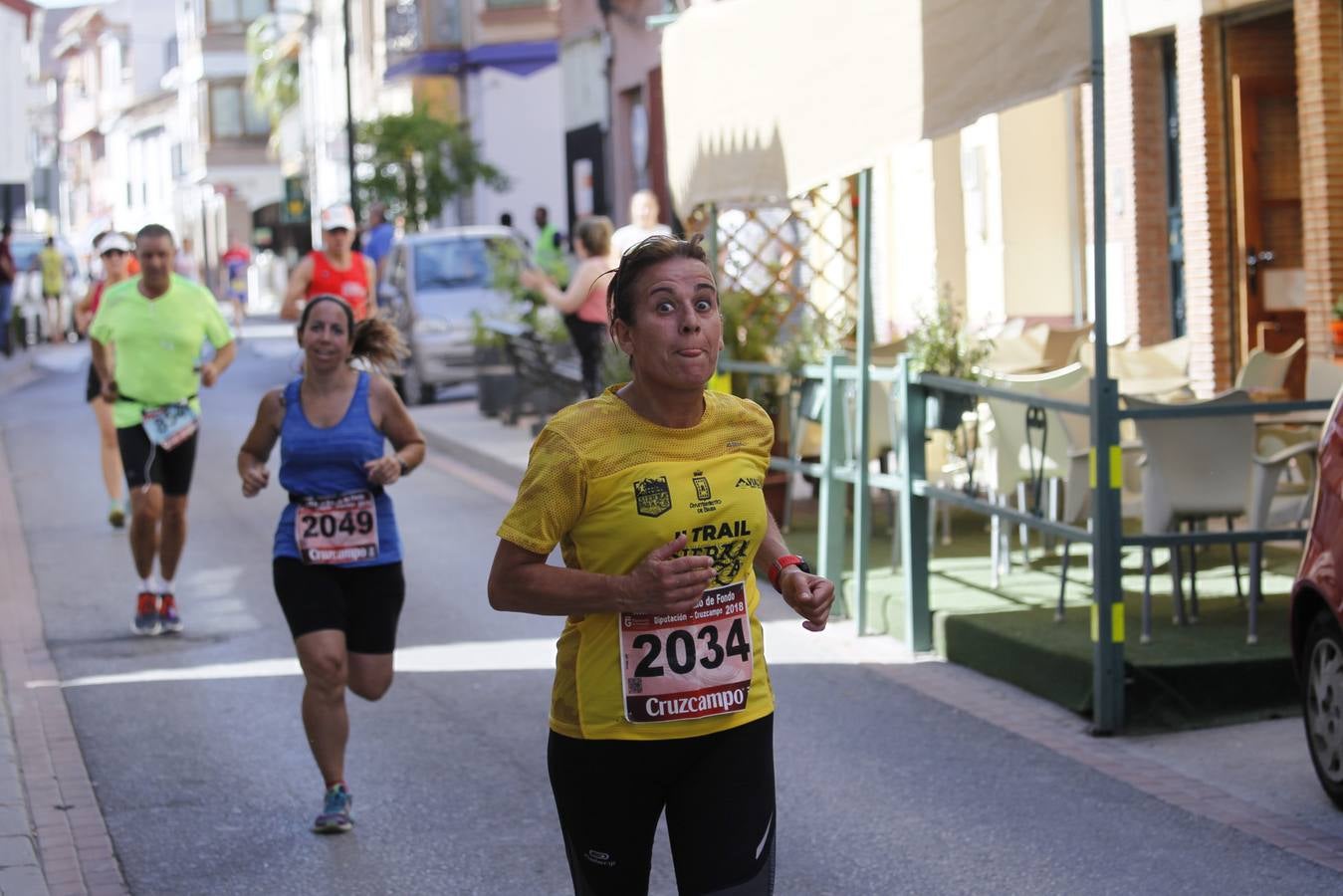 Manuel Santiago y Claudia Estévez se sobreponen al calor en Dúrcal