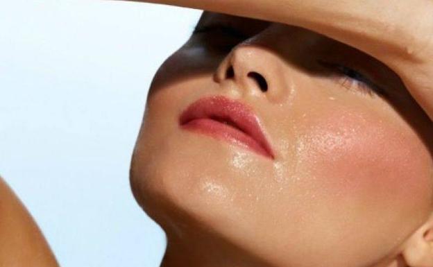 5 trucos para que tu maquillaje resista al calor del verano | Ideal