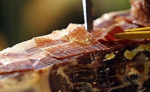 Alerta sanitaria: inmovilizadas 100 toneladas de productos cárnicos, en su mayoría jamones