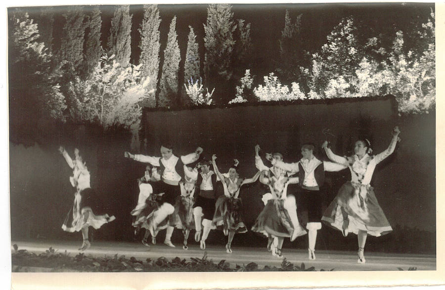 El Ballet Español de Antonio en su actuación en el Generalife del año 1961